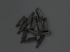 M2.5 M5 ASTM B7 B7M Paslanmaz çelik Erkek ve Dişi Altyazılı Baş Çekilme Tek çubuklar